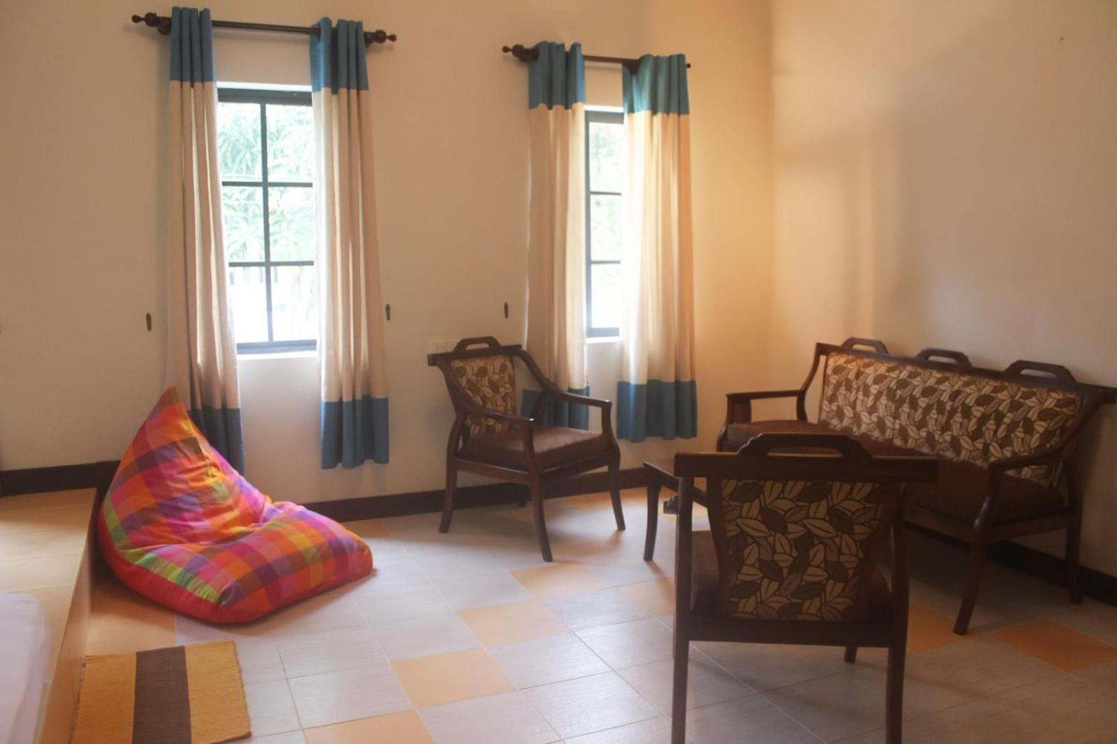 Airport Gateway Residence Negombo Exterior foto